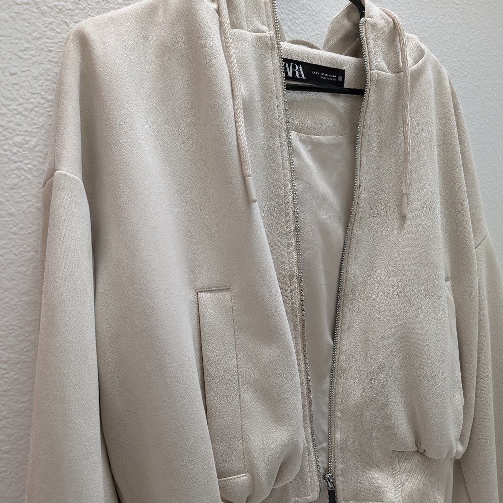 Zara Jacket - Picture 2 of 3